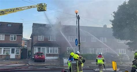 fire in tudor drive morden|fire in morden wi times.